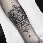 Maison Maudit tattoo 10.jpg